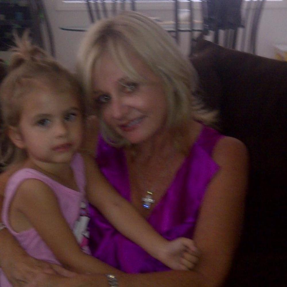 Meet your Posher, Dana